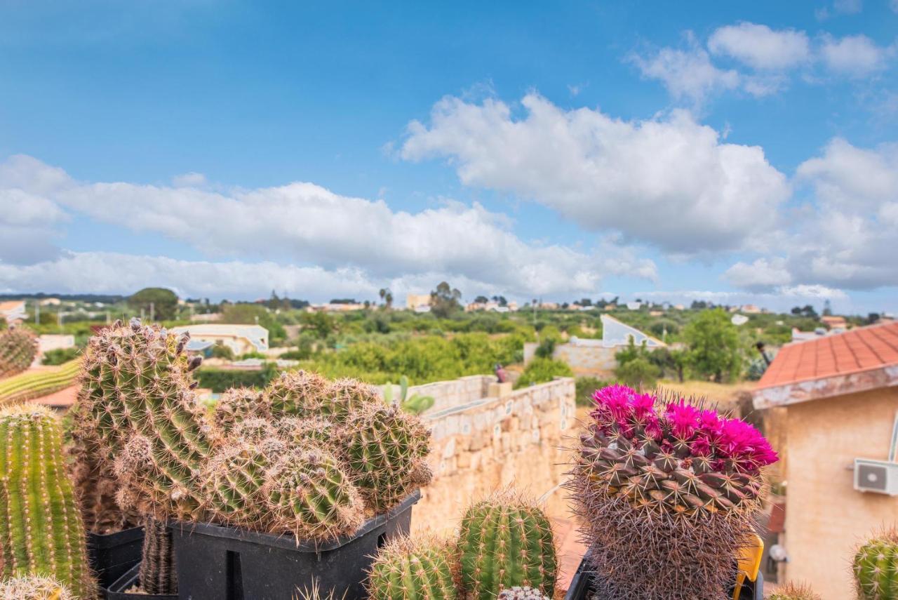 Villa Casale dei Cactus Noto Esterno foto